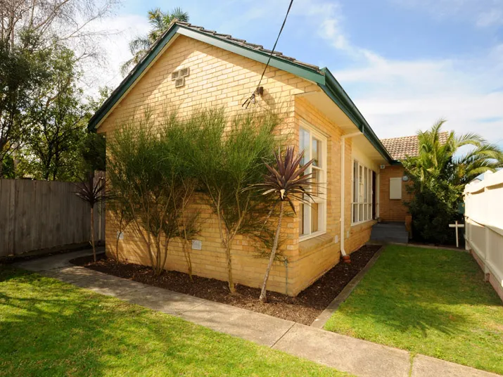 Private and Secure 2 Bedroom Home