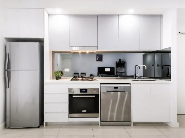 Stunning Two Bedrooms Plus Study Apartment For Sale 