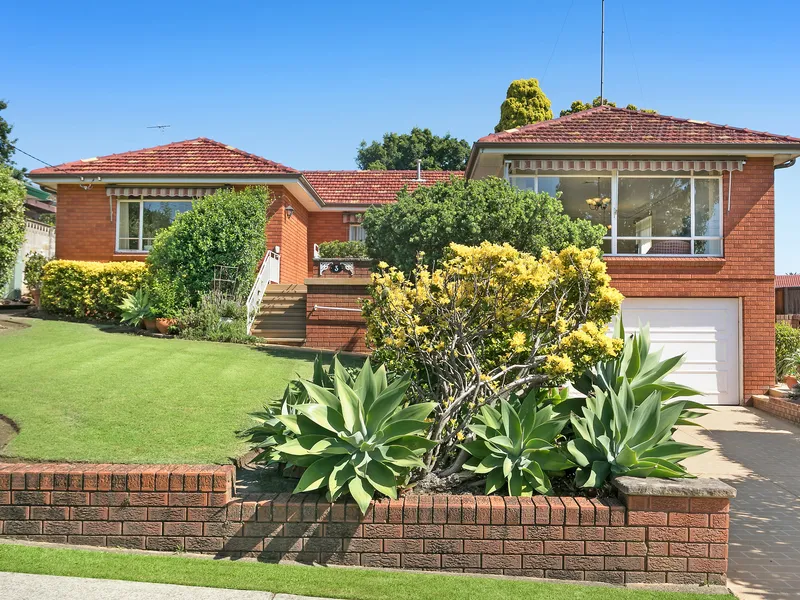 Much loved family home in blue-ribbon location