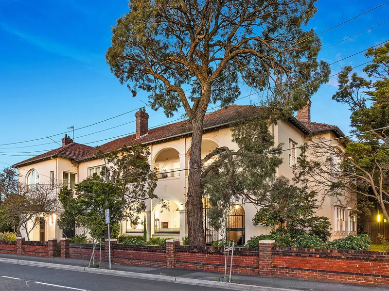Spectacularly House-Sized Period Grandeur