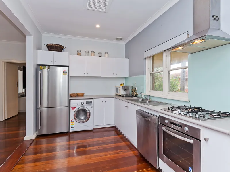 Perfect Cottesloe location!