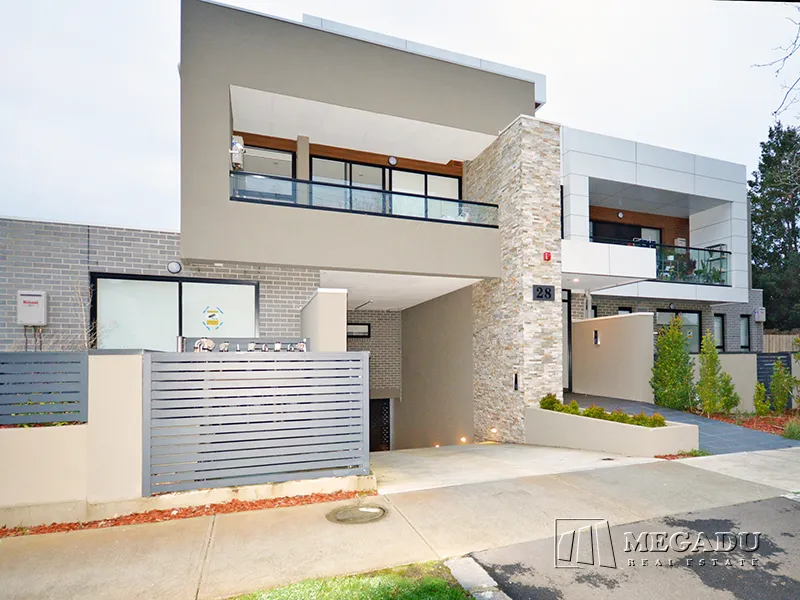 Two bedroom apartment with sizeable backyard