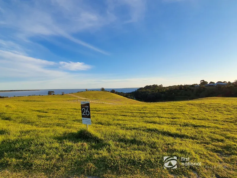 DELIGHTFUL WATER VIEWS