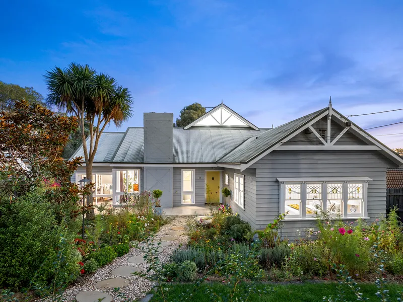 Elegant period residence with contemporary grace