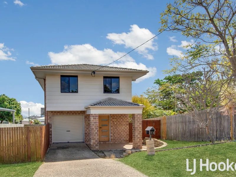 Quality Inner City Home with Harbour Views