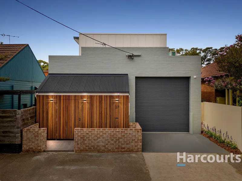 Creative Vision to a Sublime Warehouse Conversion Creates a Unique Private Hideaway