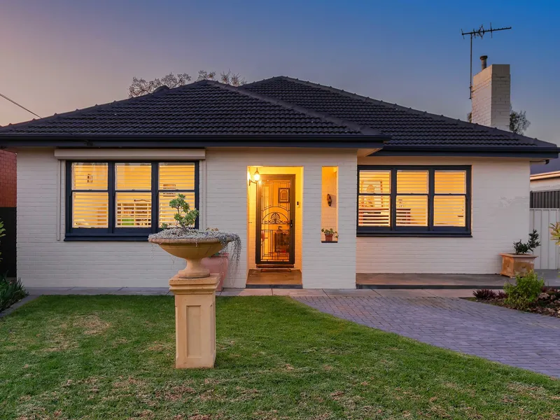 Renovated and Extended Family home on Commanding Allotment