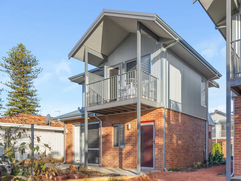 BE PART OF A SUSTAINABLE CO-HOUSING COMMUNITY!