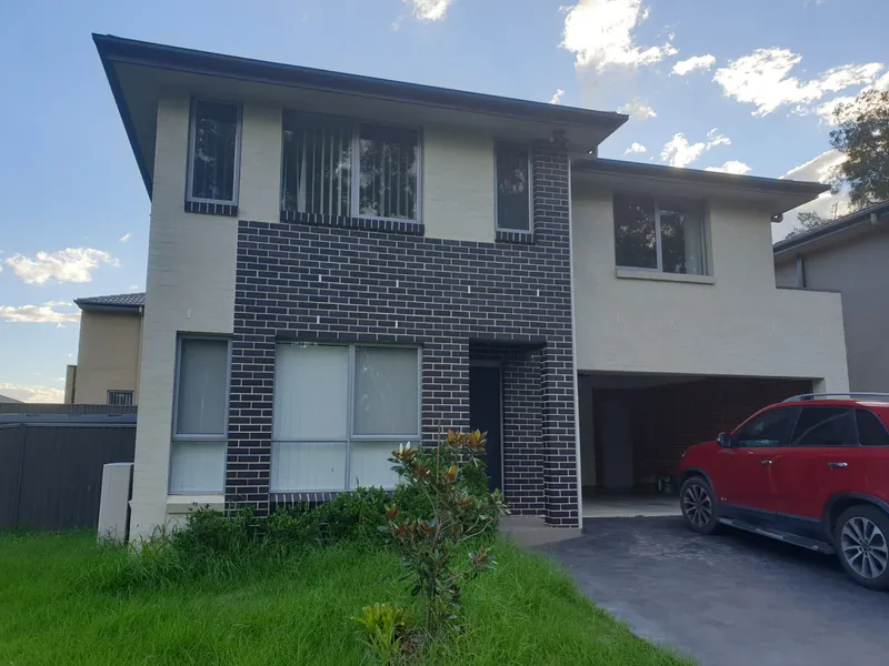 Double storey house in Spring Farm