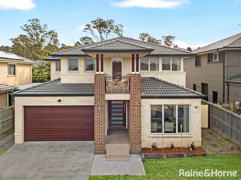 GRAND FAMILY HOME IN CENTRAL LOCATION