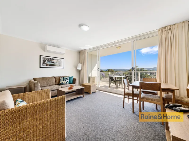 APARTMENT OPPOSITE THE BEACH 