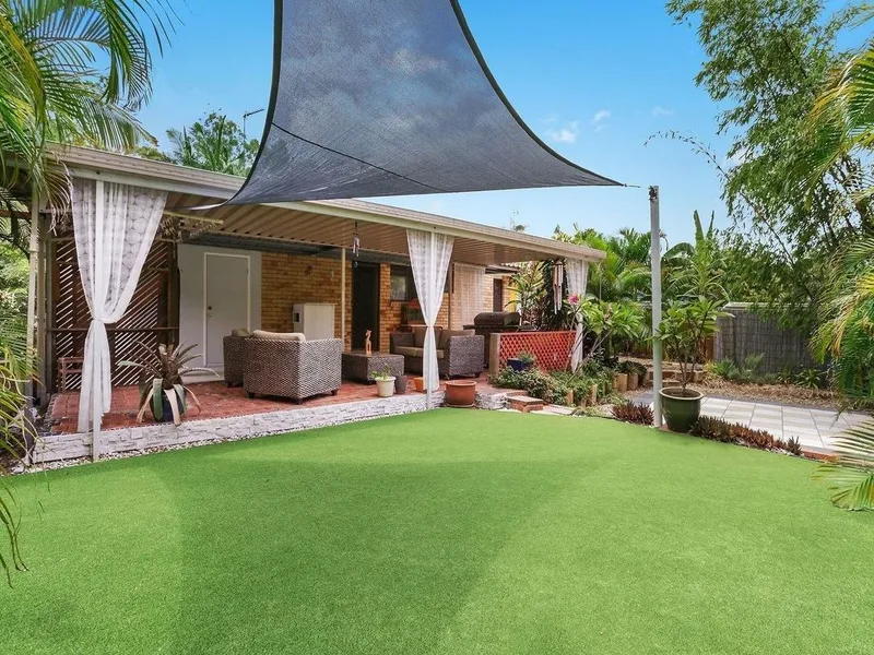 Character and Charm in Perfect Cul De Sac Position