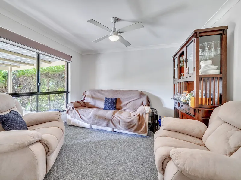 Logan Reserve Beauty with Caravan Carport