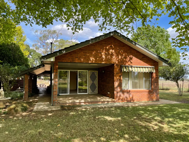 C21 Central West - 6852 3793