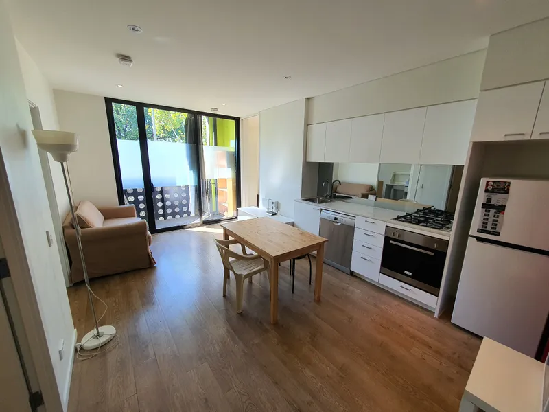University High School Zone Apartment On Offer
