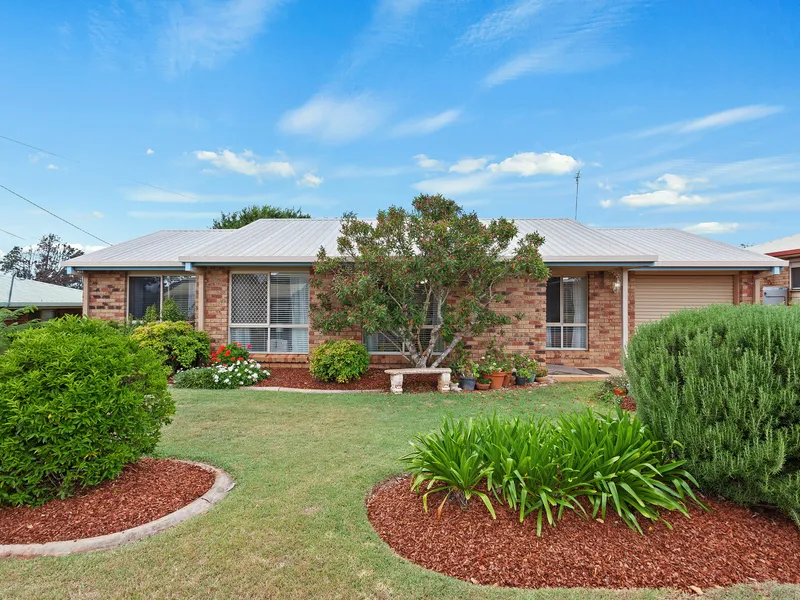 & Under Contract by Raine & Horne Toowoomba Property
