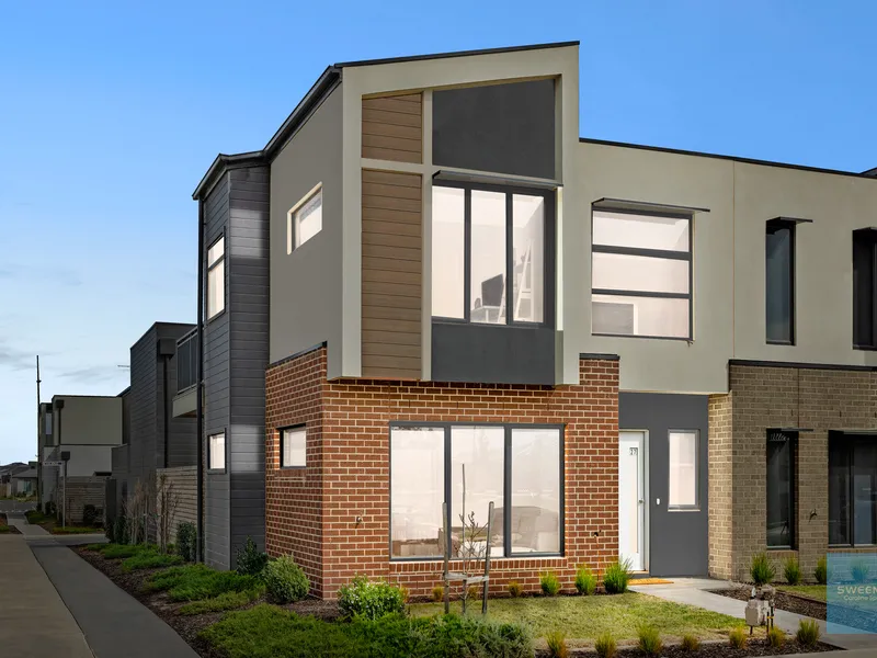 Townhouse living of luxurious proportions