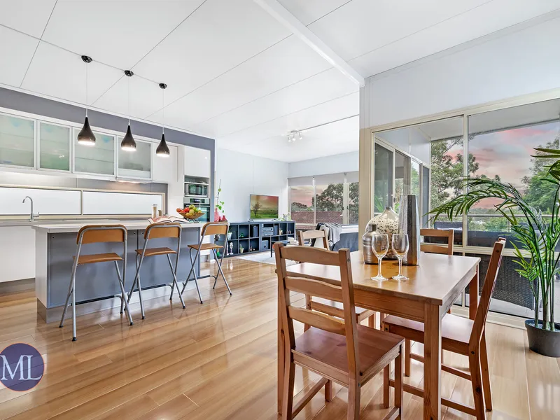 Supersized Convenient Living - Cherrybrook Tech Zoned