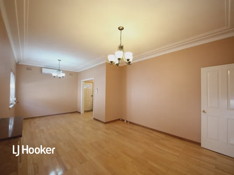 Conveniently Located 3 Bedroom Home!