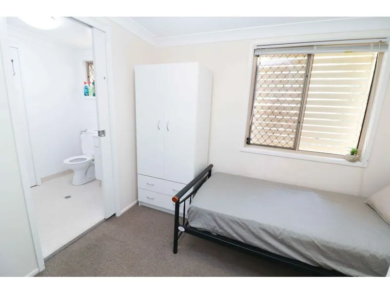 Affordable Student/Young Professionals Accommodation - FEMALE ONLY!
