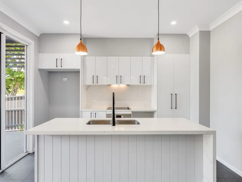 GREAT HOME - GREAT POSITION