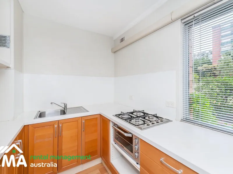 Lovely unfurnished one bedroom unit!