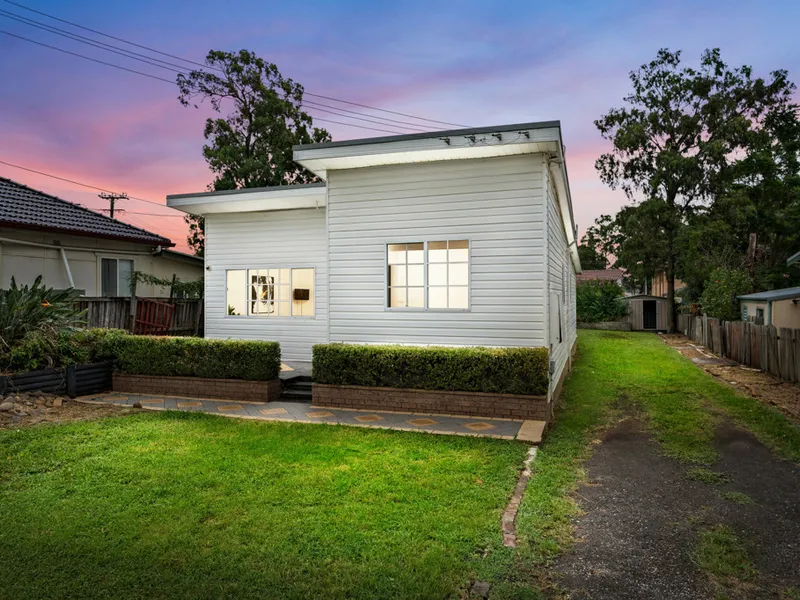 Your first home or investment, close to school, station and shops