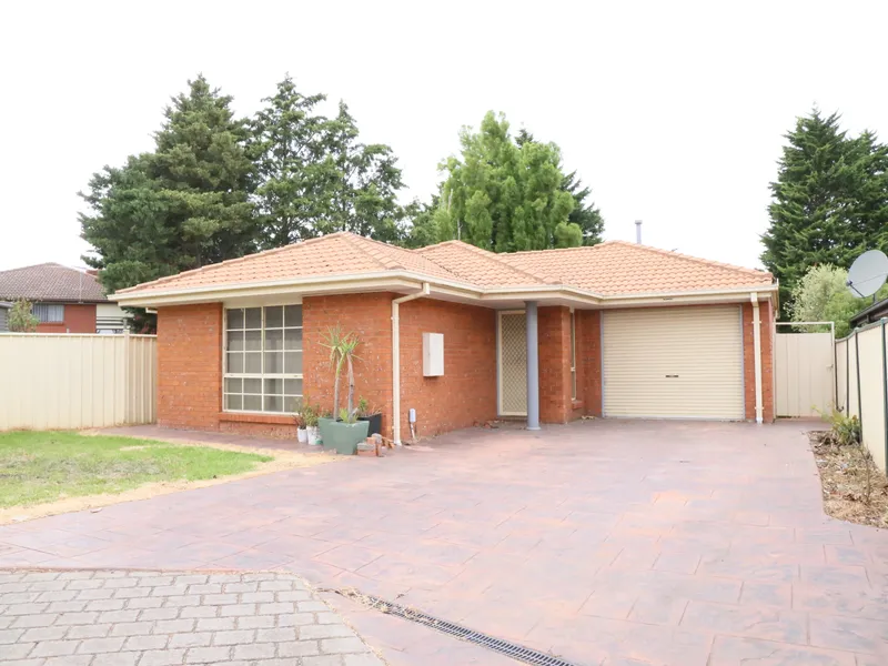 Ideally located in a beautiful peaceful pocket of Meadow Heights