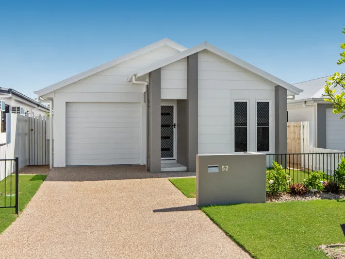 CONTEMPORARY COTTAGE IN COSGROVE ESTATE