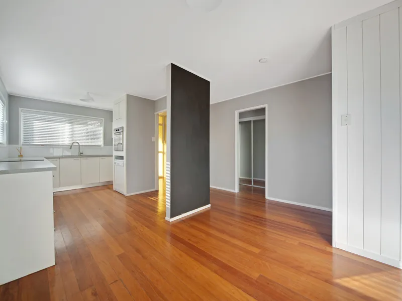 Beautiful Family Home - Fresh as a Daisy