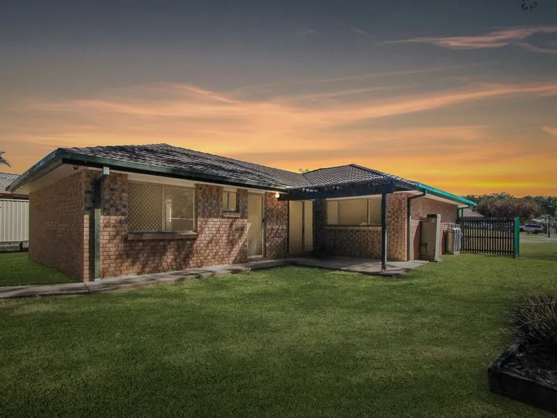 Get in quick, owners change in circumstances force them to sell