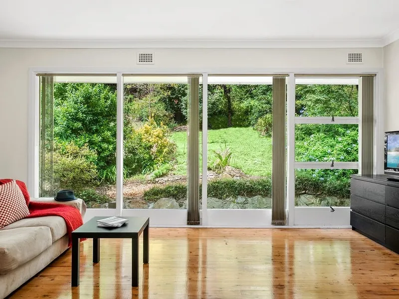 Perfect blend of comfort, style, and convenience !