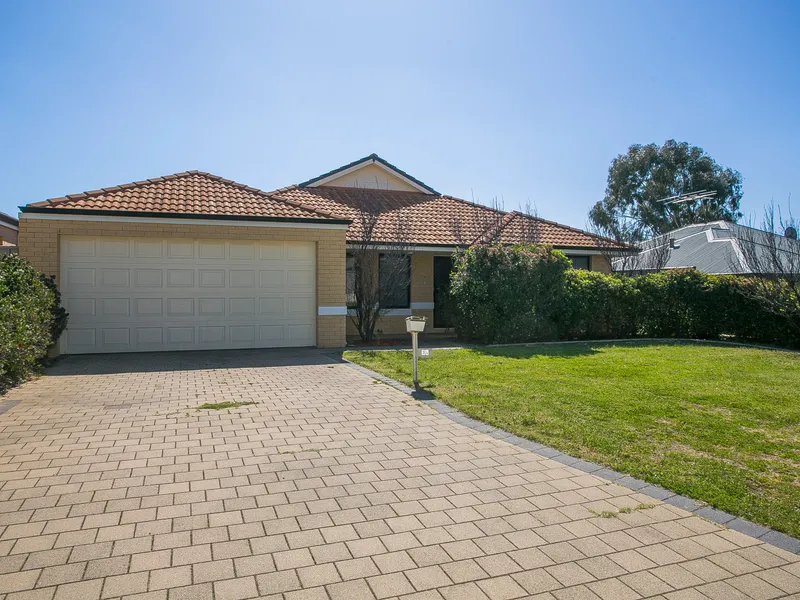 Low Maintenance Home on a Huge Block