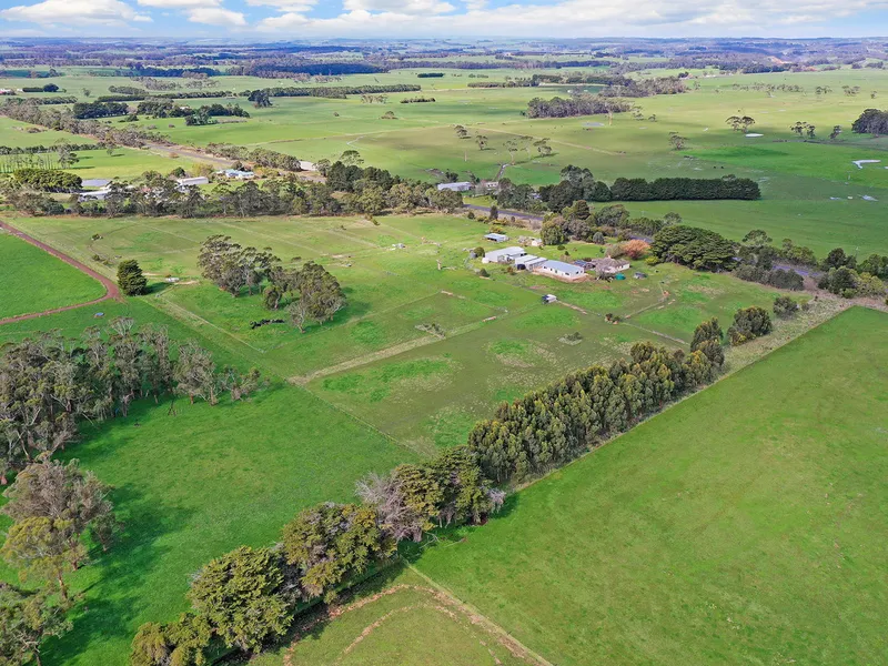Rural Lifestyle with Home Business Opportunity