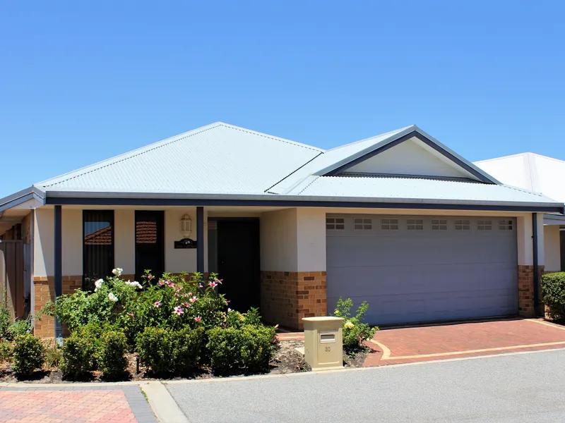 Lattitude Lakelands Resort Living