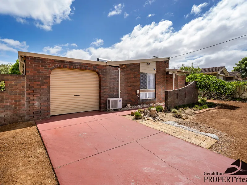 Act fast here- owners met the market for a quick sale!