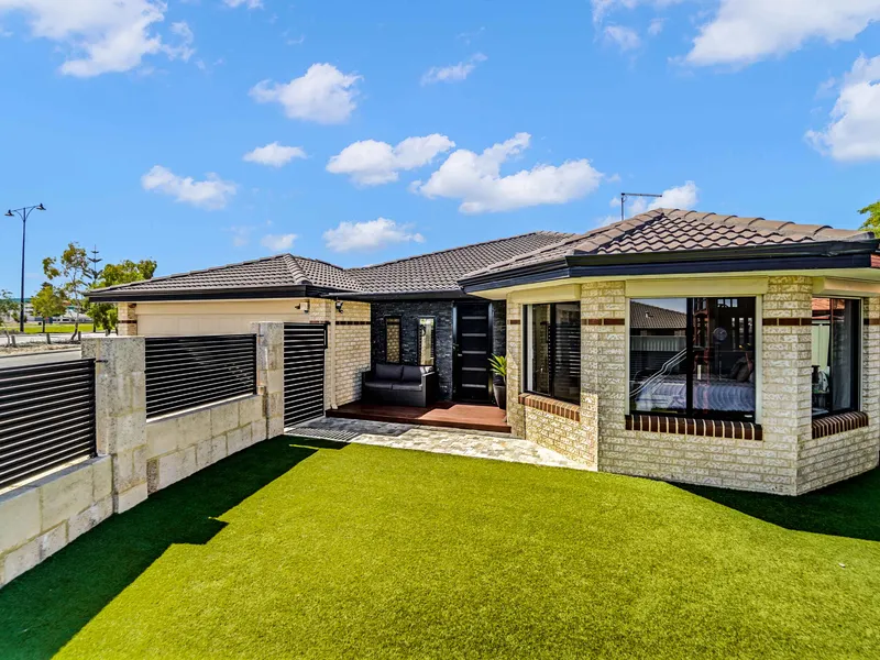 UNDER OFFER!