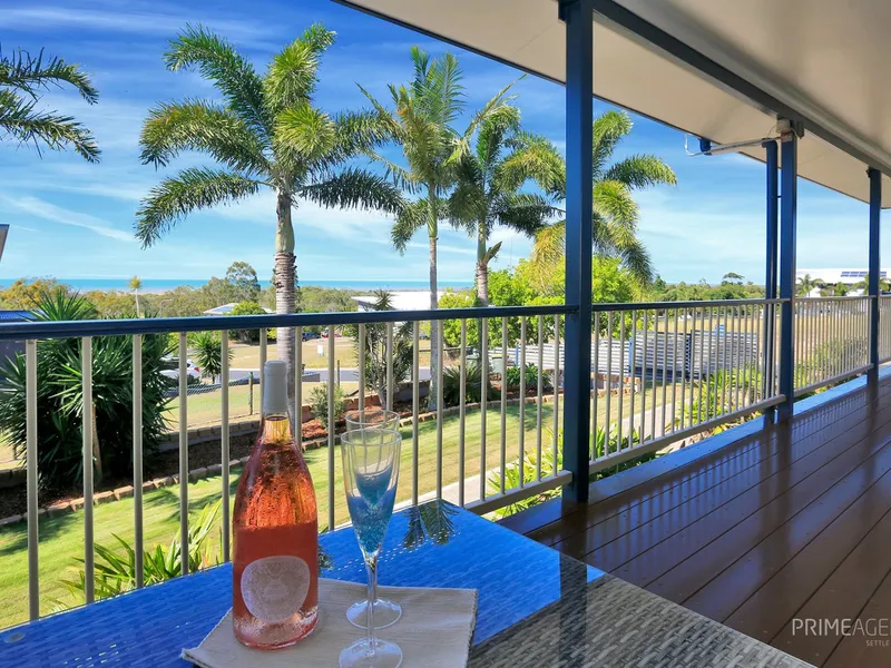 Nature Lovers, Sea Views + Massive Shed backing onto council nature reserve