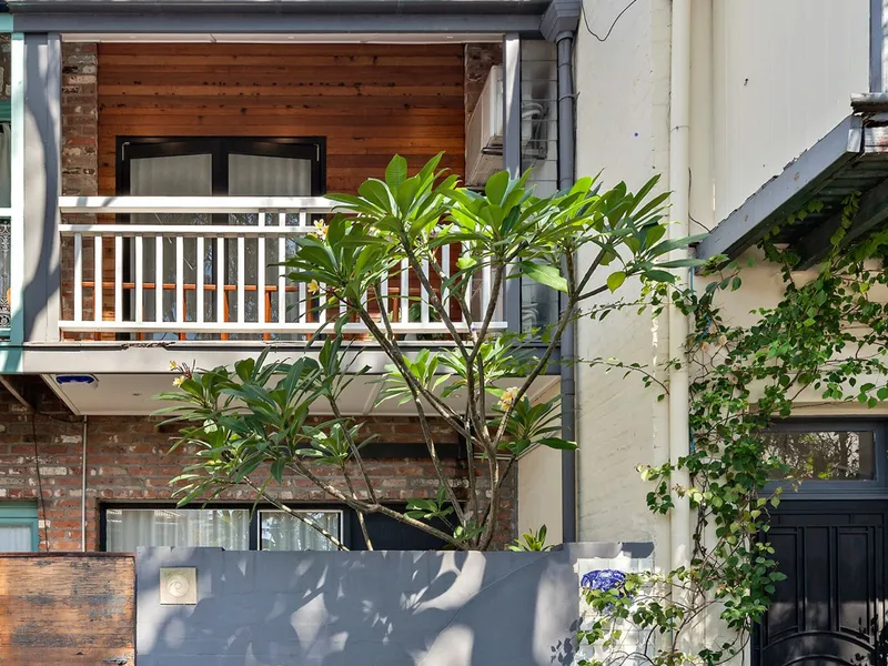 Uber Cool Terrace with Commercial Appeal and Self-Contained Accommodation