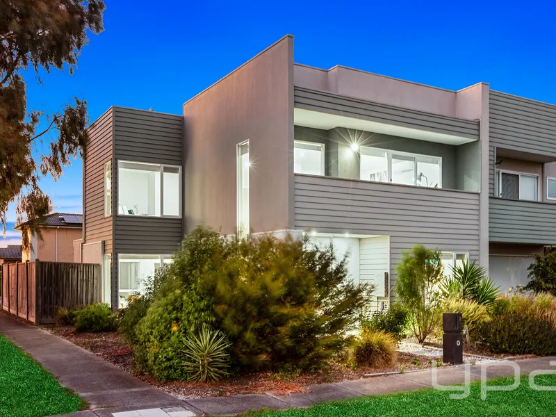 Fabulous open-plan entertainer!