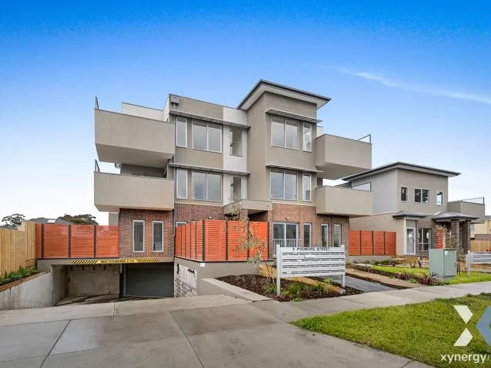 MODERN ONE BEDROOM WITH SECURED CAR PARK