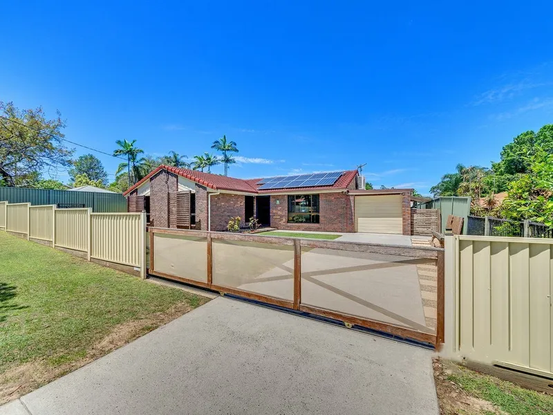 Immaculate Family Home in Great Location