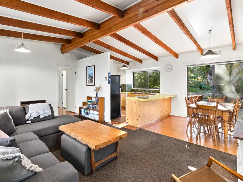 Classic Anglesea living