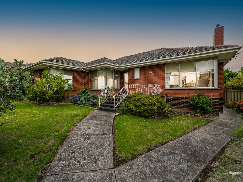 FAMILY HOME IN A GREAT LOCATION