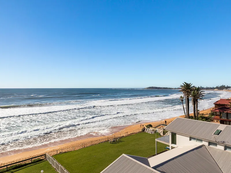 Views. Beachfront. Home.