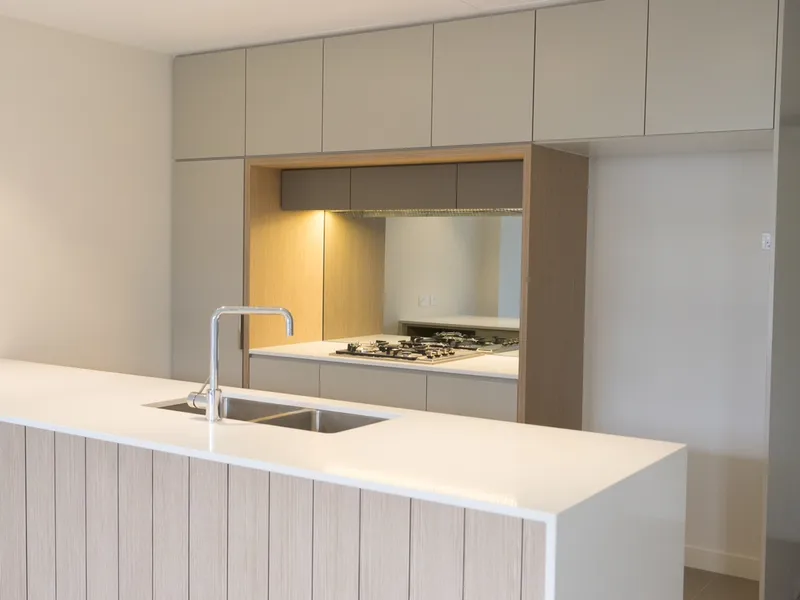 SPACIOUS PRIVATE ONE BEDROOM- LINDFIELD CRIMSON HILL 