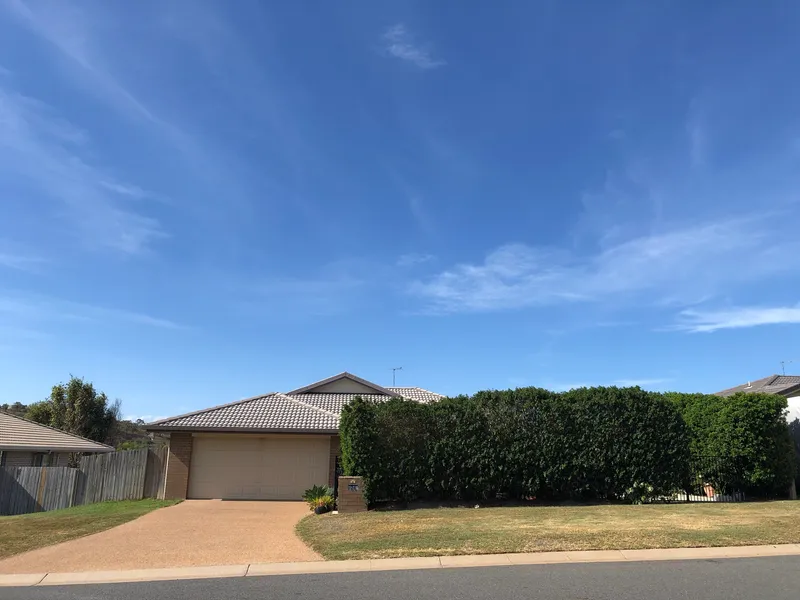 Investors and Home Owners!  4beds 2baths Ducted air Fully fenced!