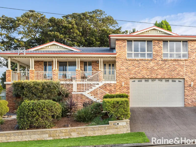 LARGE HOME IN GREAT LOCATION!