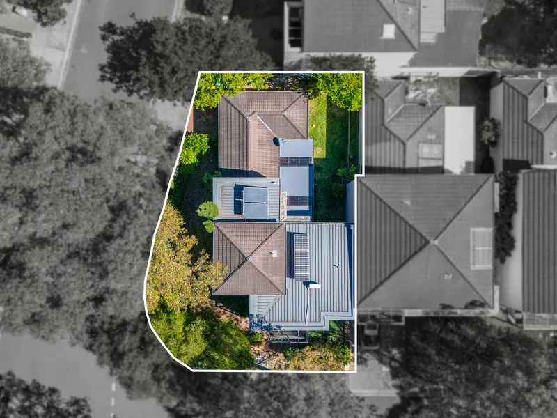 North Facing Corner Block with Approx. 311sqm.