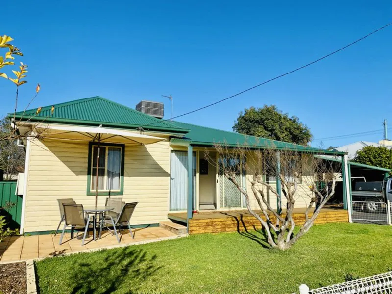 THREE BEDROOM HOME WITH LARGE SHED IN GREAT LOCATION